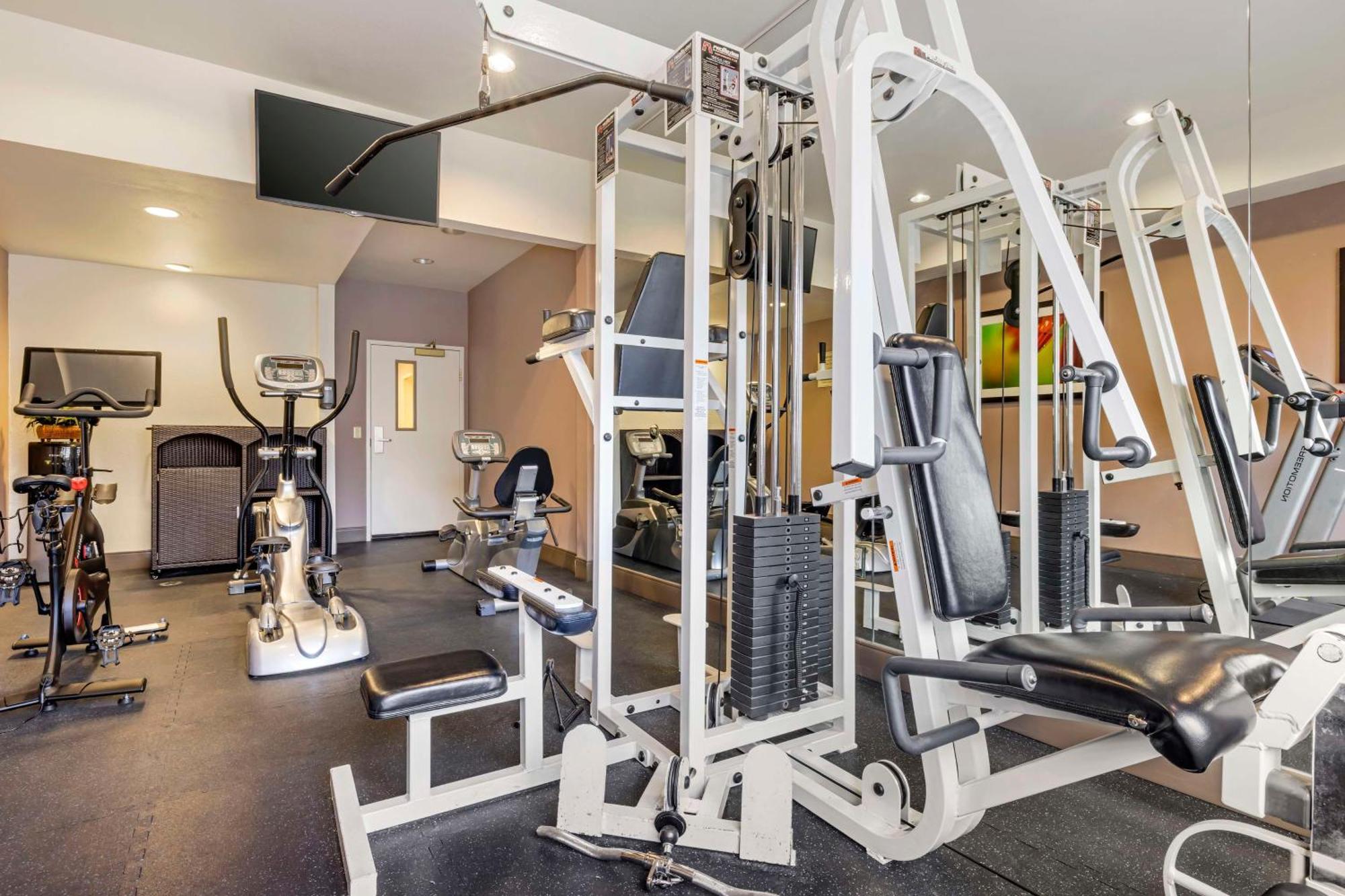Best Western Plus Lake Elsinore Inn & Suites Eksteriør bilde