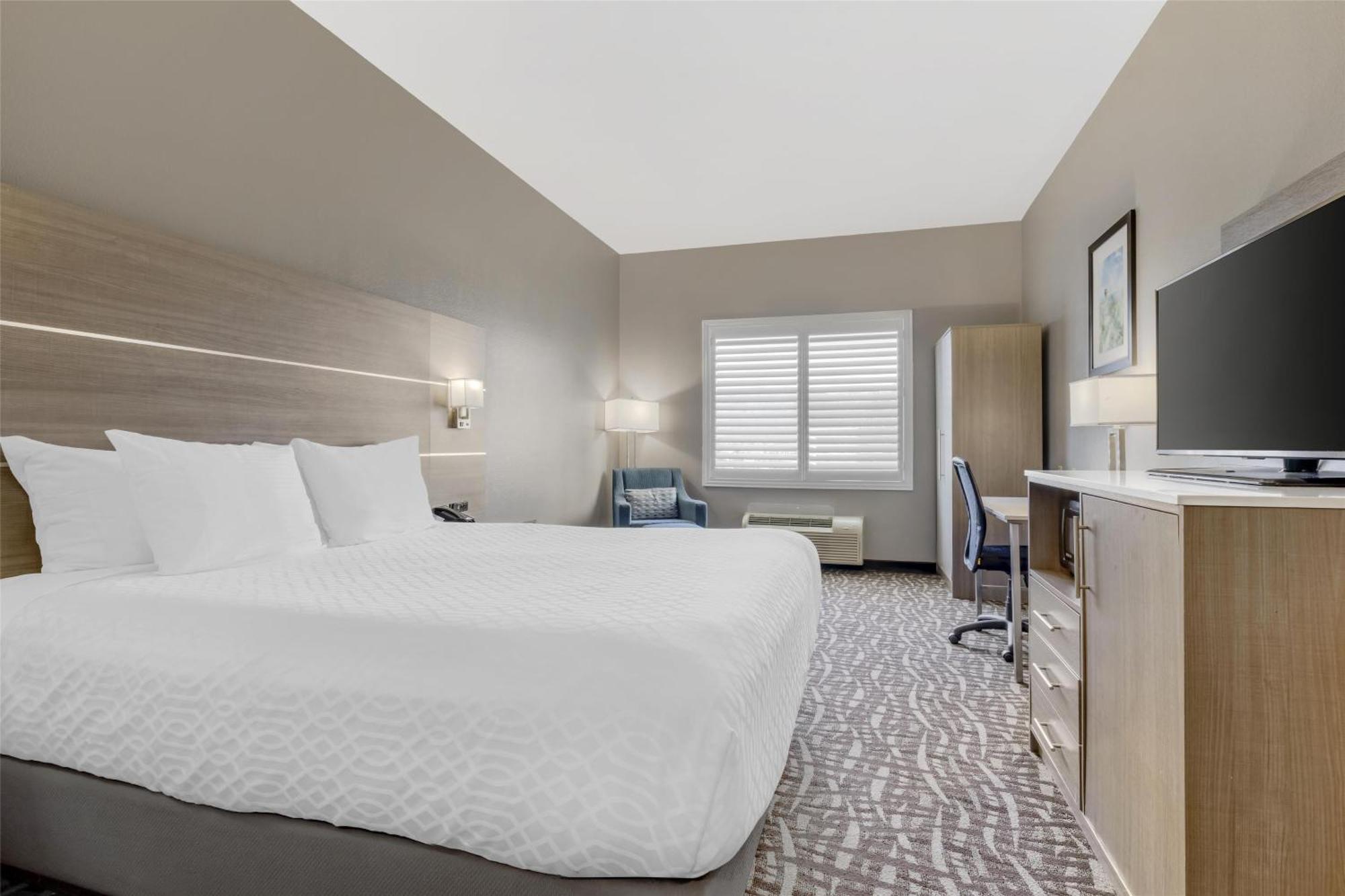 Best Western Plus Lake Elsinore Inn & Suites Eksteriør bilde