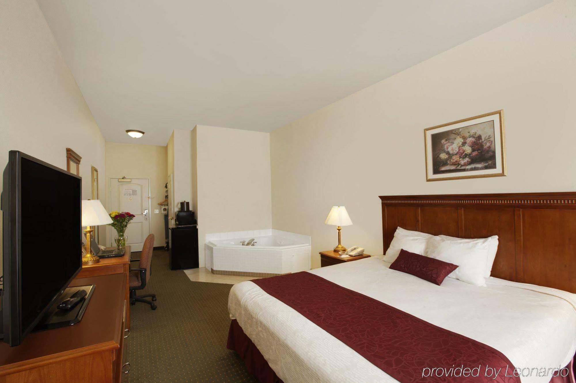 Best Western Plus Lake Elsinore Inn & Suites Eksteriør bilde