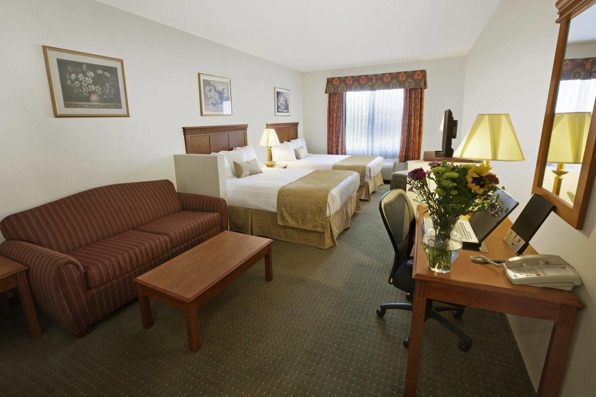 Best Western Plus Lake Elsinore Inn & Suites Eksteriør bilde