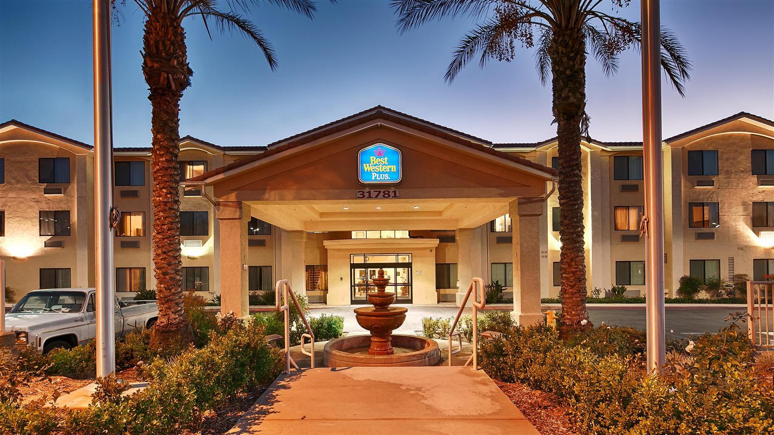 Best Western Plus Lake Elsinore Inn & Suites Eksteriør bilde