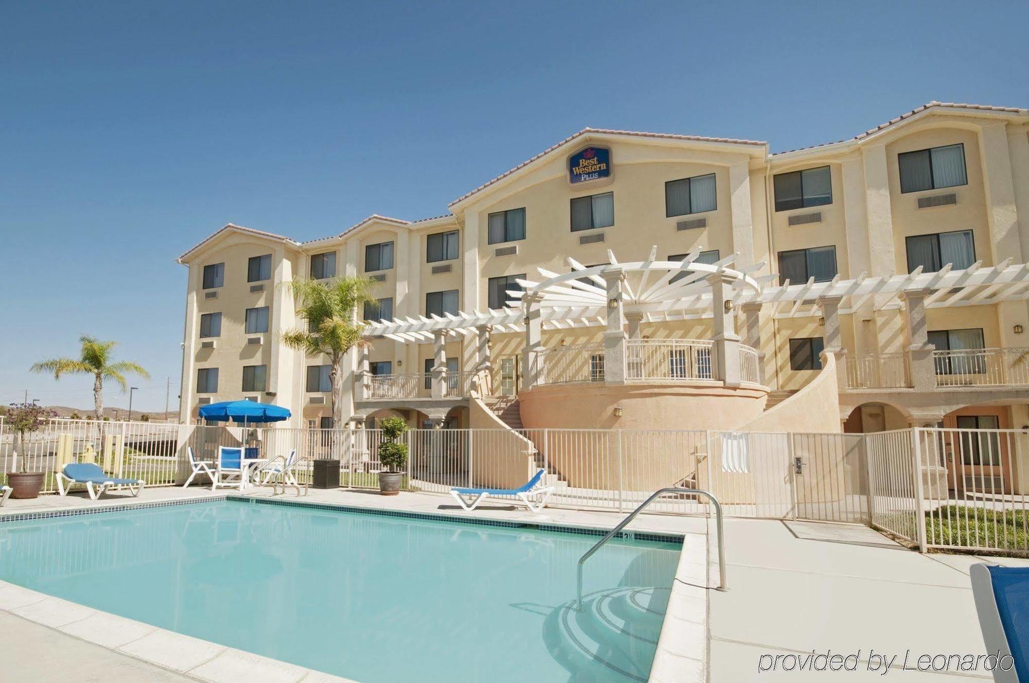 Best Western Plus Lake Elsinore Inn & Suites Eksteriør bilde